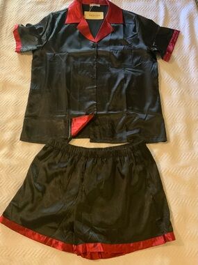 Ekouaer Black Satin Pajama Set with Red Trim